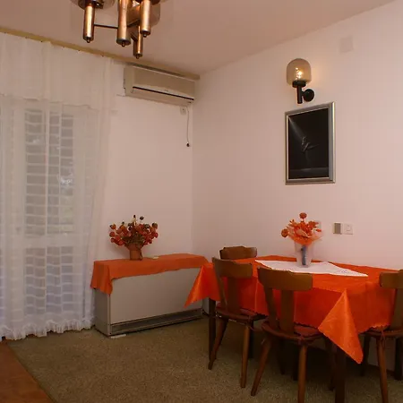 Jelsa 4017b Appartement *